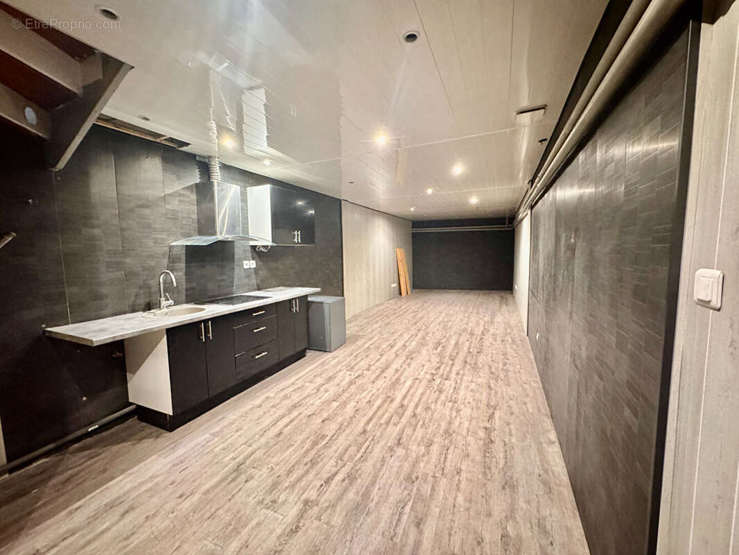 Autre à FONTENAY-SOUS-BOIS