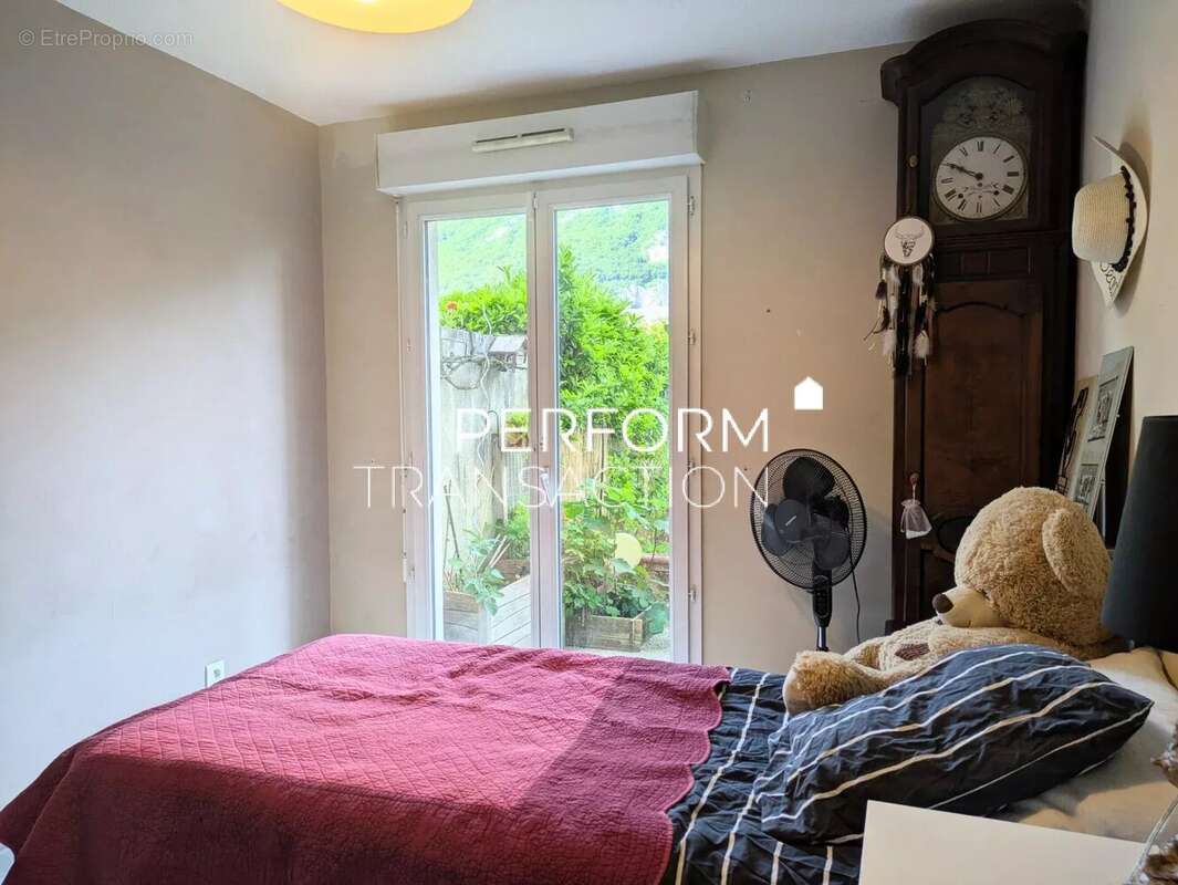 Appartement à SASSENAGE