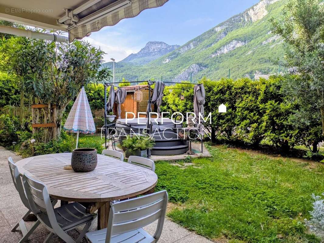 Appartement à SASSENAGE