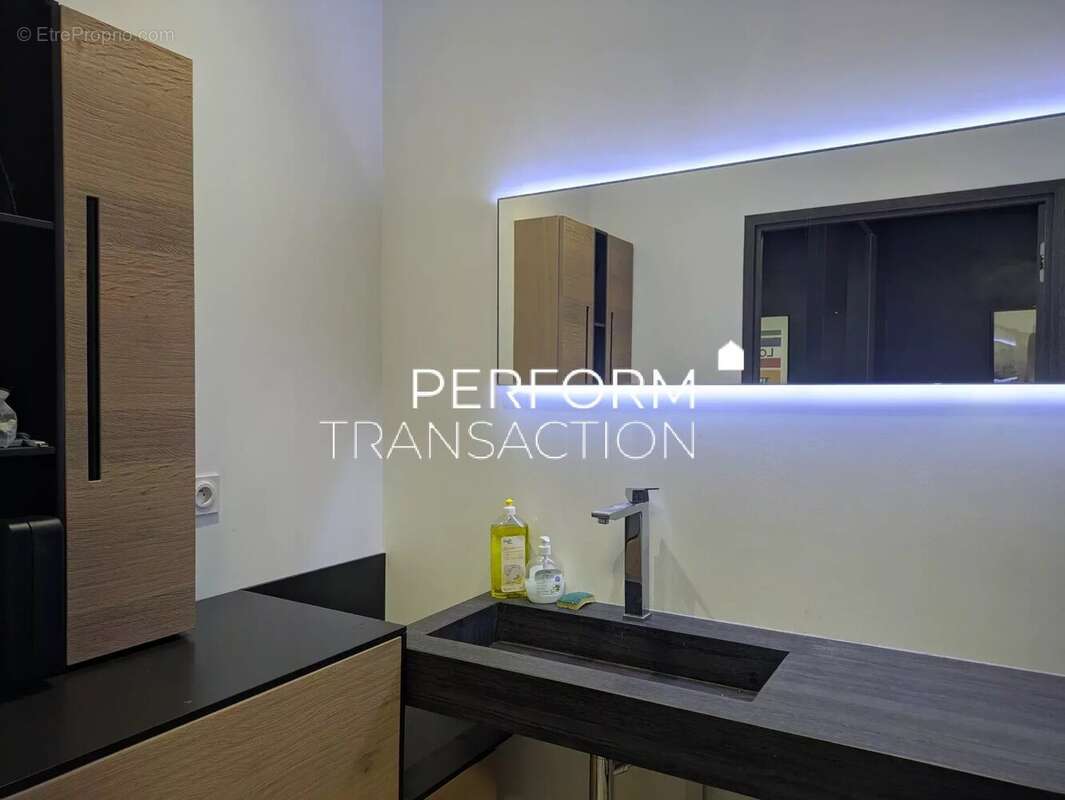 Commerce à GRENOBLE