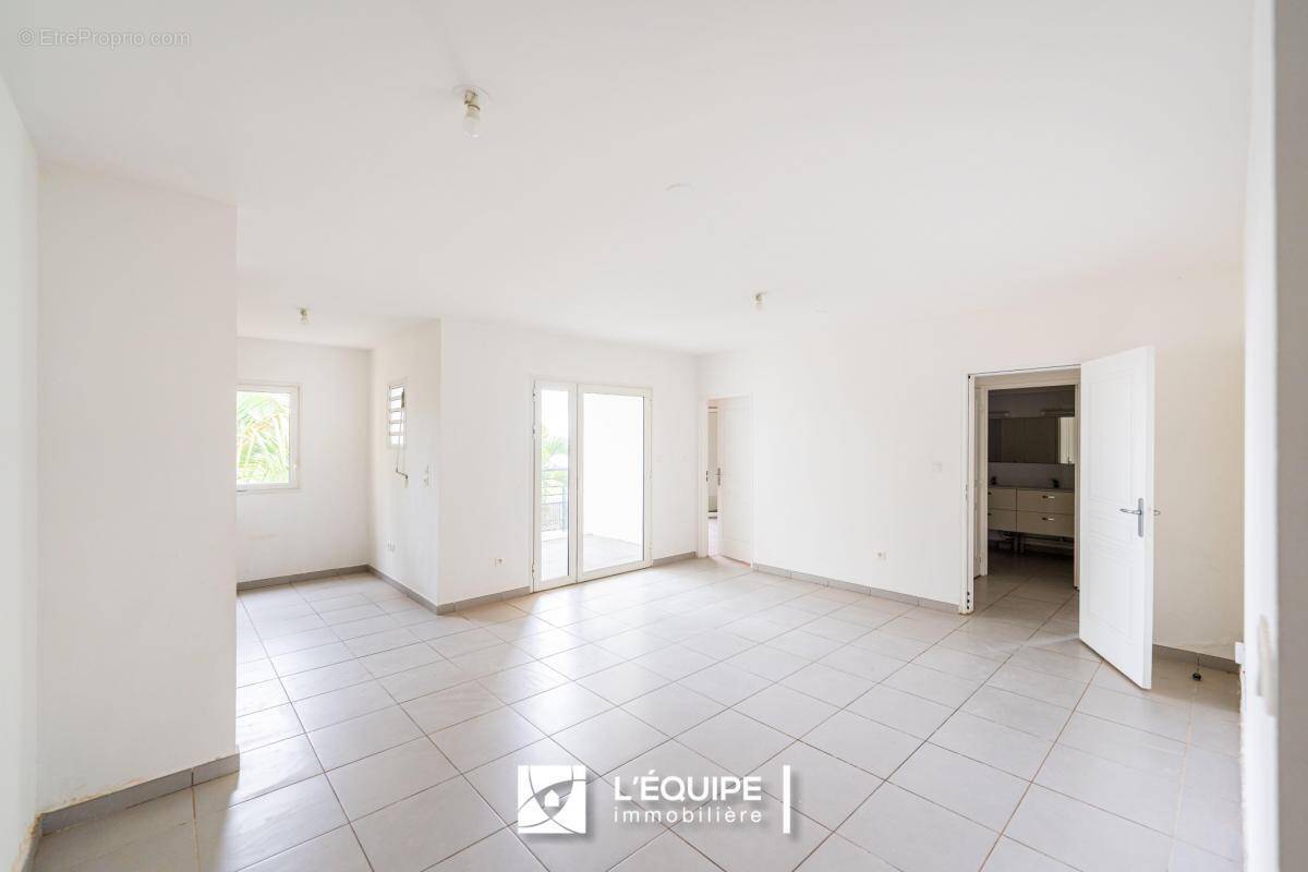 Appartement à SAINT-DENIS