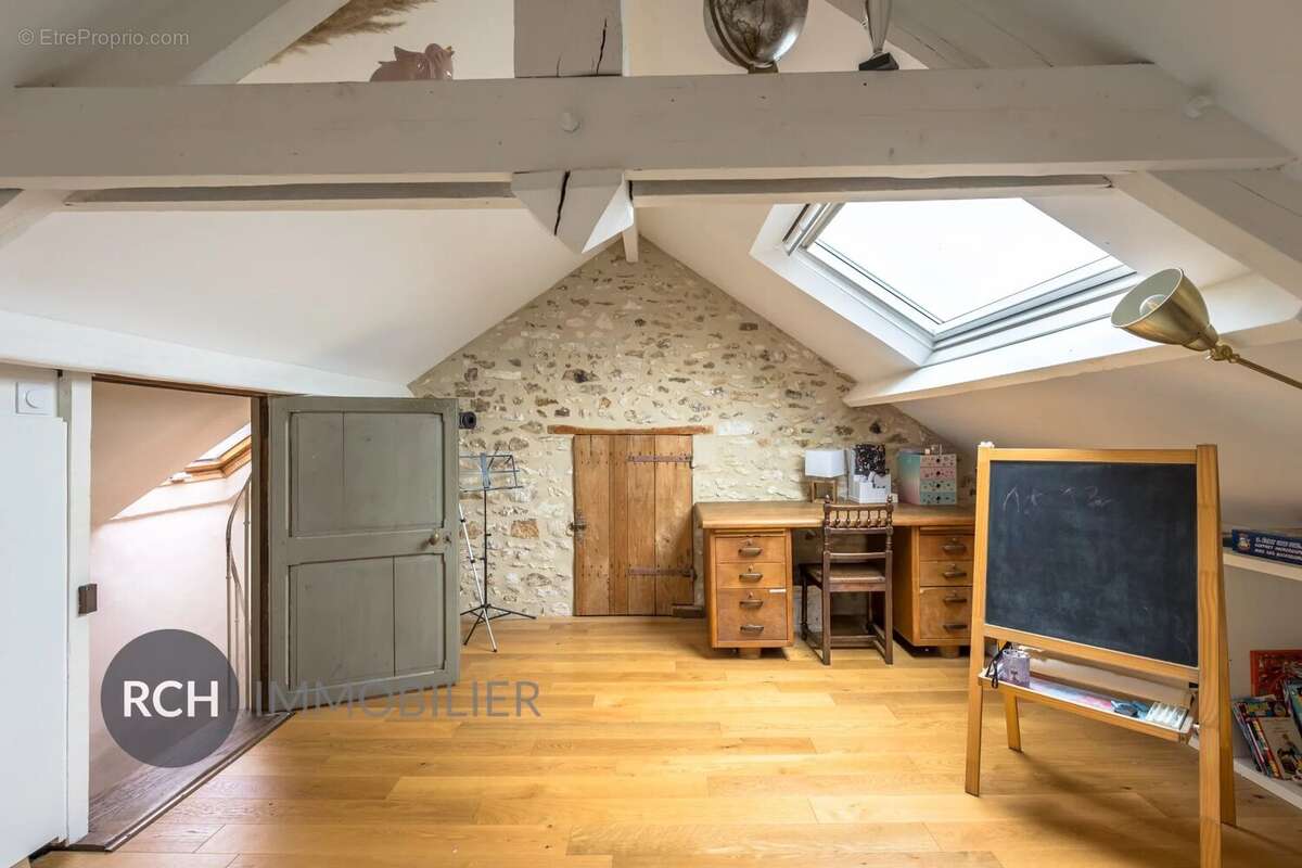 Maison à MONTFORT-L&#039;AMAURY