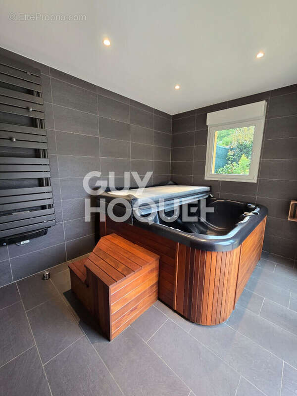 Maison à JOUY-AUX-ARCHES