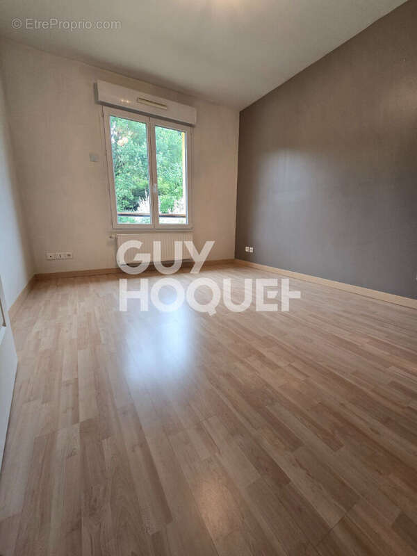 Maison à JOUY-AUX-ARCHES