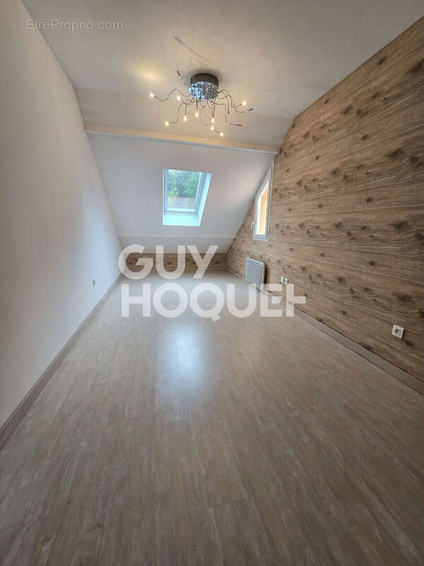 Maison à JOUY-AUX-ARCHES