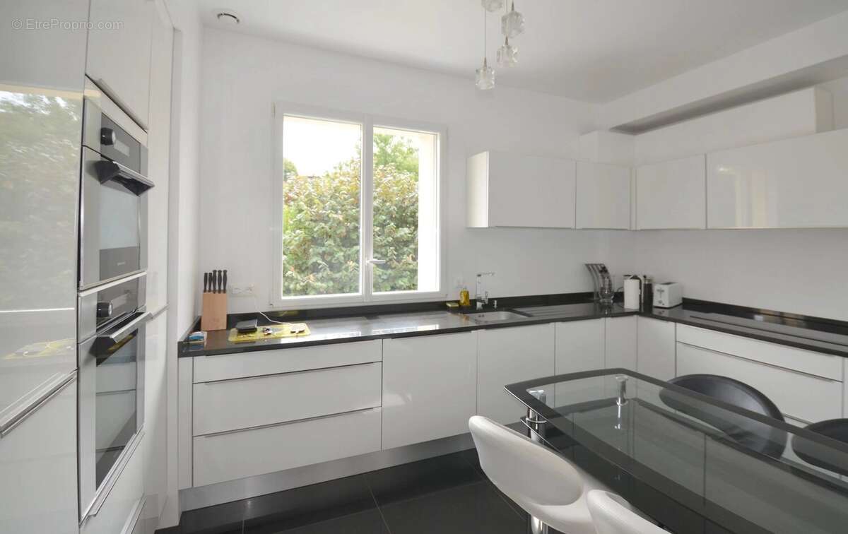 Maison à LOUVECIENNES