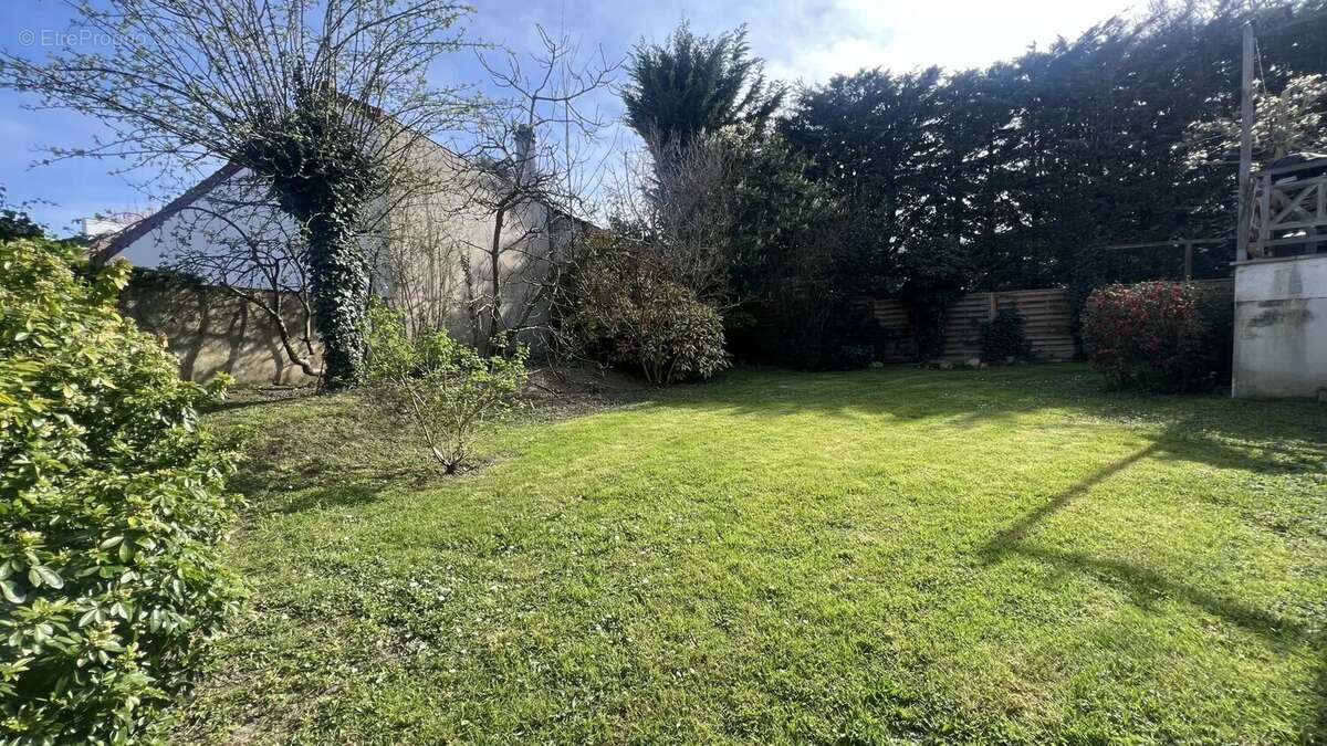 Maison à CROISSY-SUR-SEINE