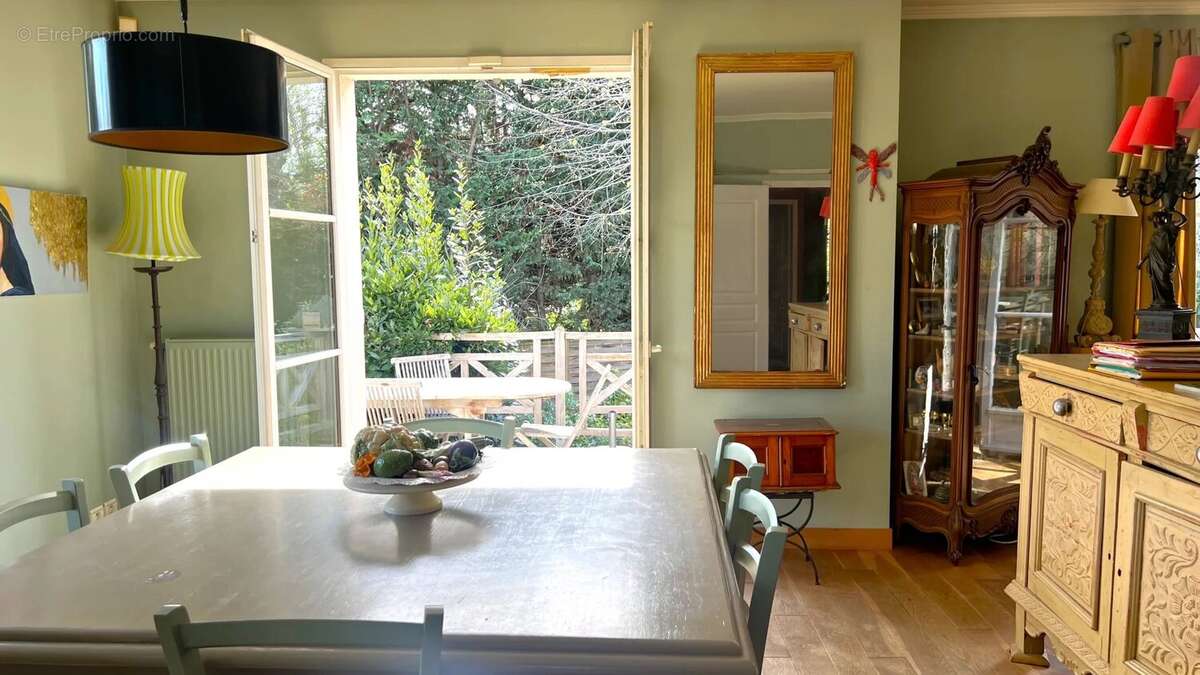 Maison à CROISSY-SUR-SEINE