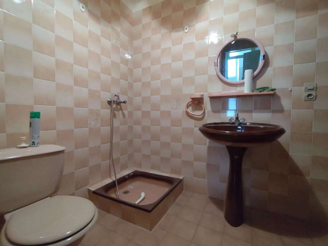 Maison à PUGET-THENIERS