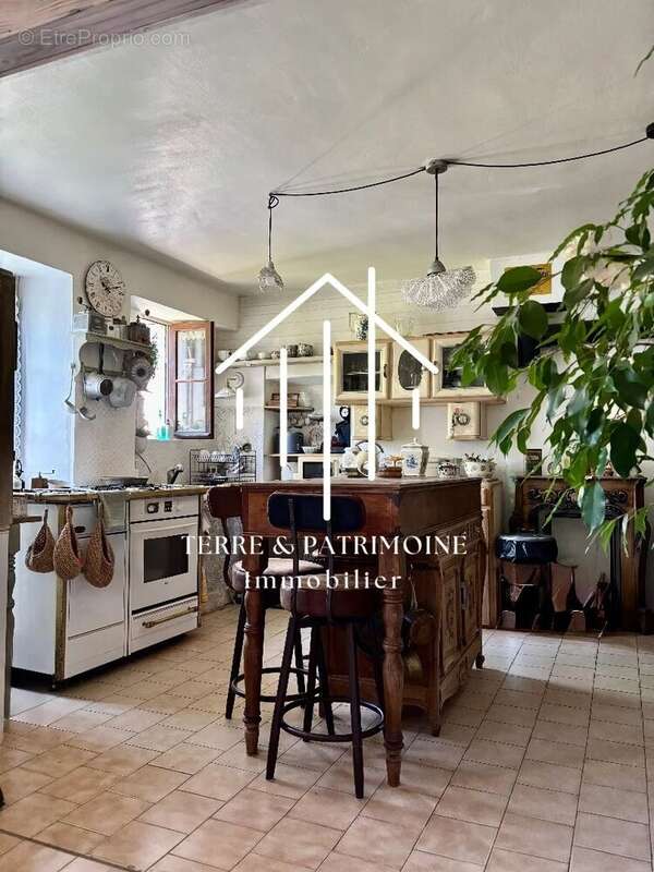 Maison à VALLON-PONT-D&#039;ARC