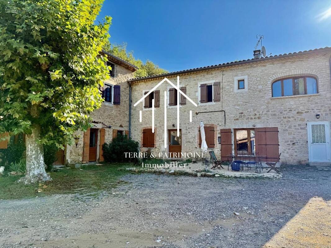 Maison à VALLON-PONT-D&#039;ARC