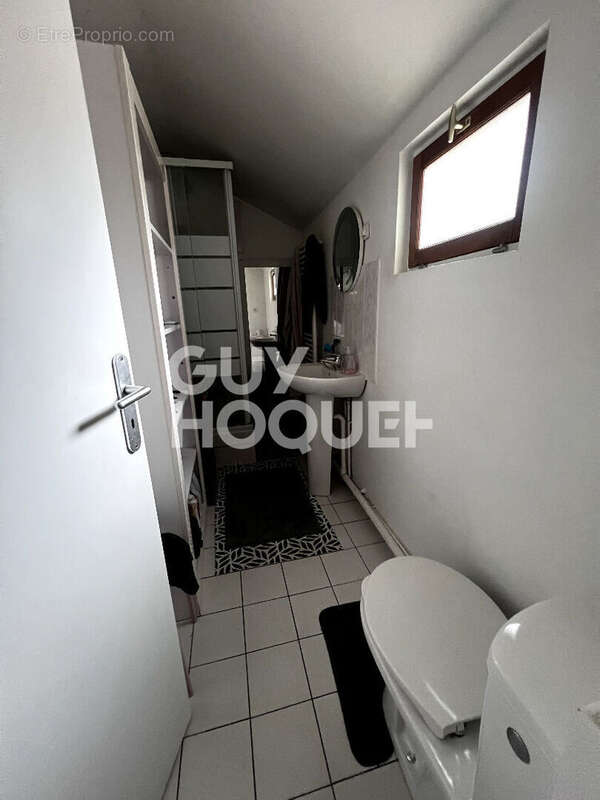 Appartement à LES PAVILLONS-SOUS-BOIS