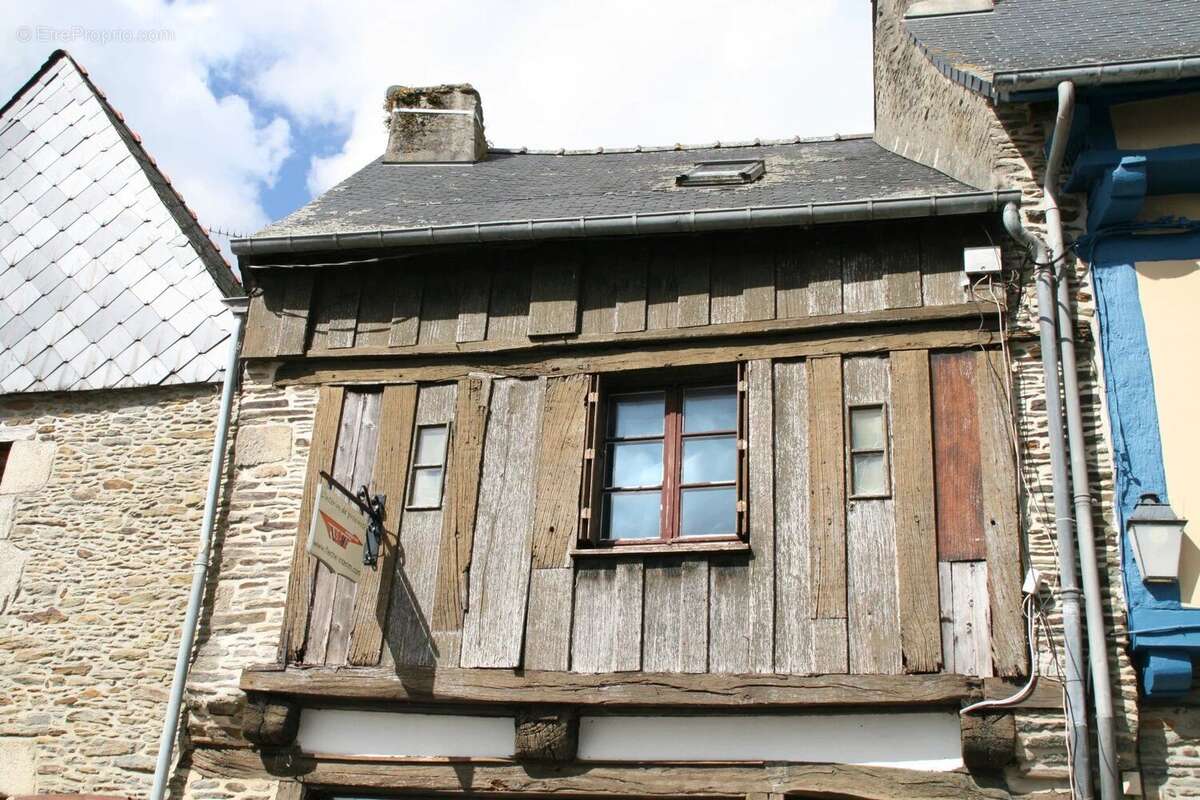 Maison à JOSSELIN