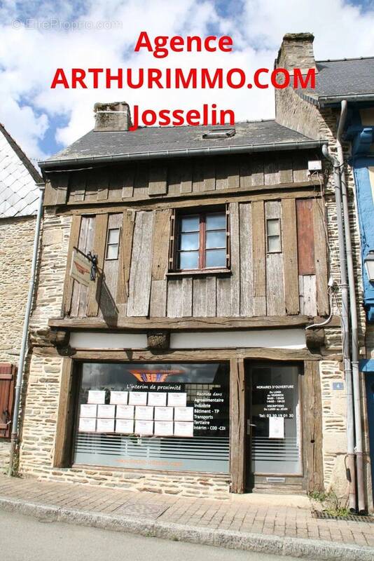 Maison à JOSSELIN