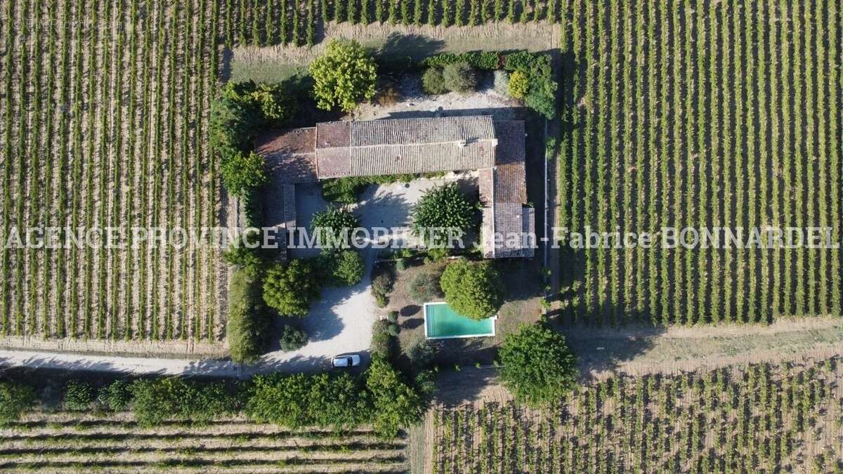 Maison à LA BAUME-DE-TRANSIT