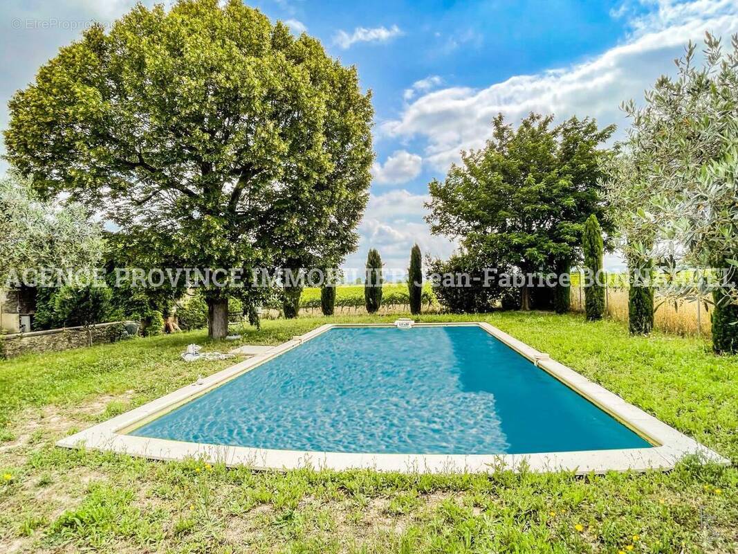 Maison à LA BAUME-DE-TRANSIT