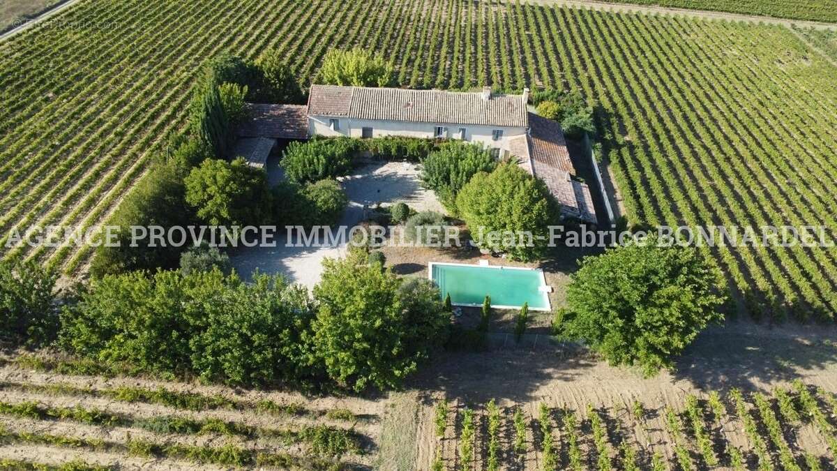 Maison à LA BAUME-DE-TRANSIT