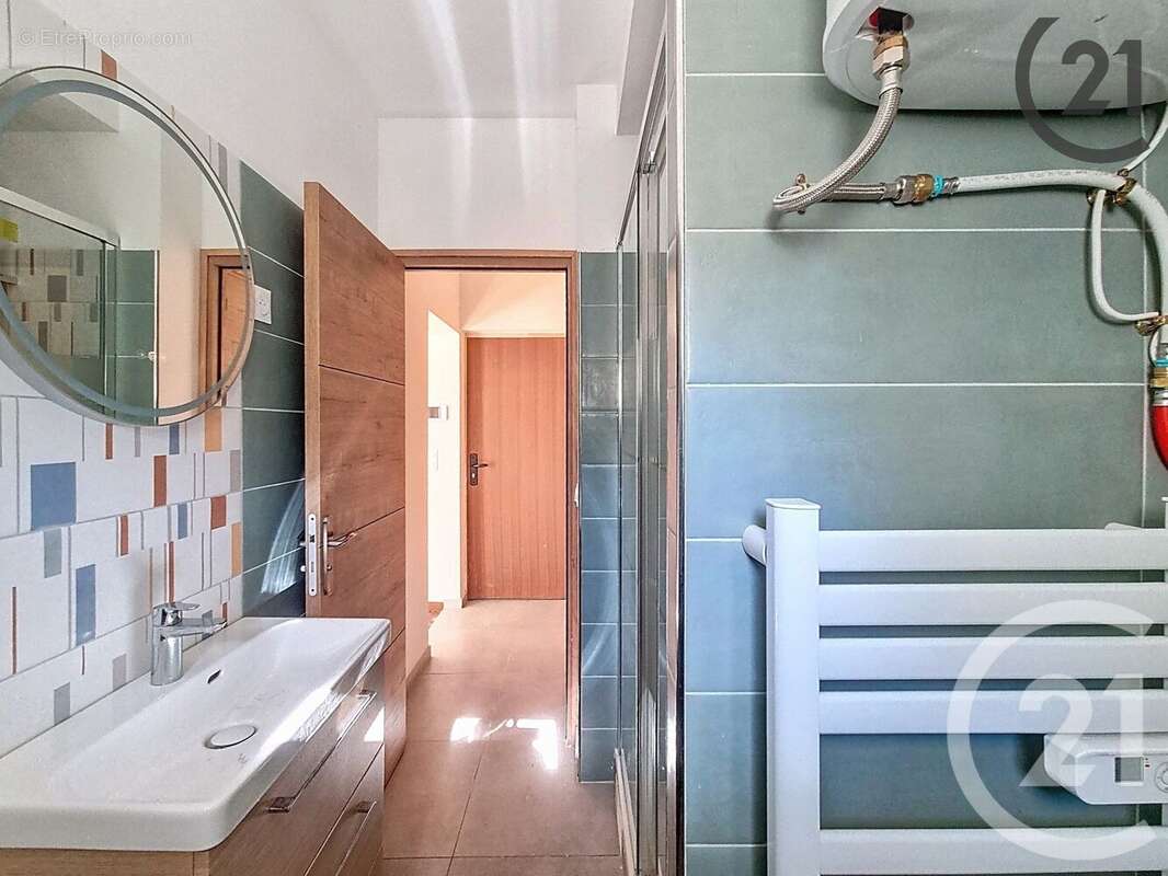 Appartement à BRIE-COMTE-ROBERT