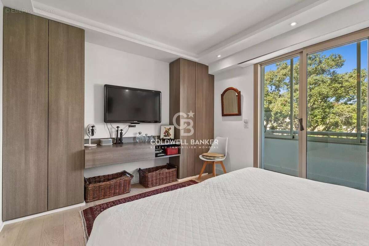 Appartement à LE CANNET