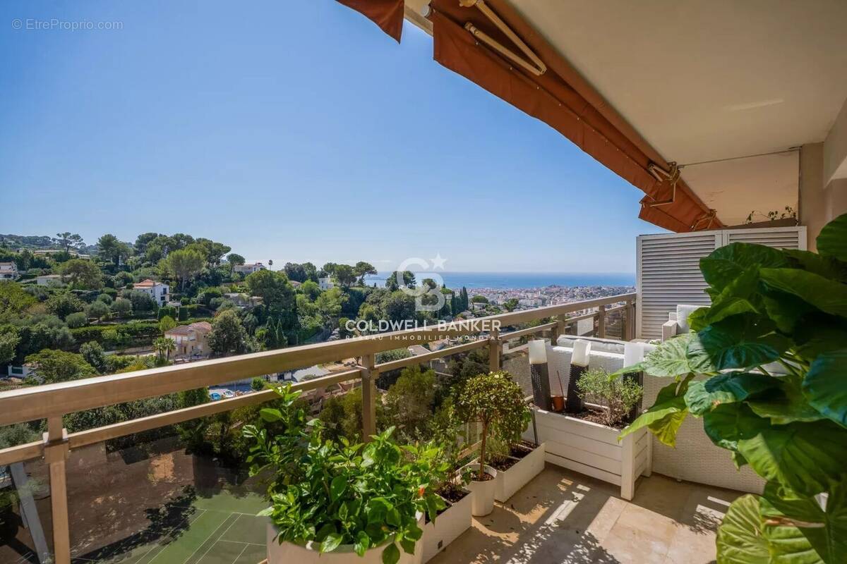 Appartement à LE CANNET