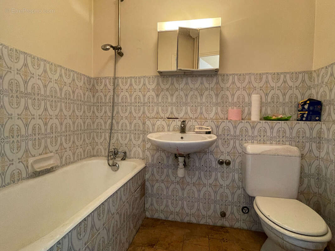 Appartement à PARIS-20E