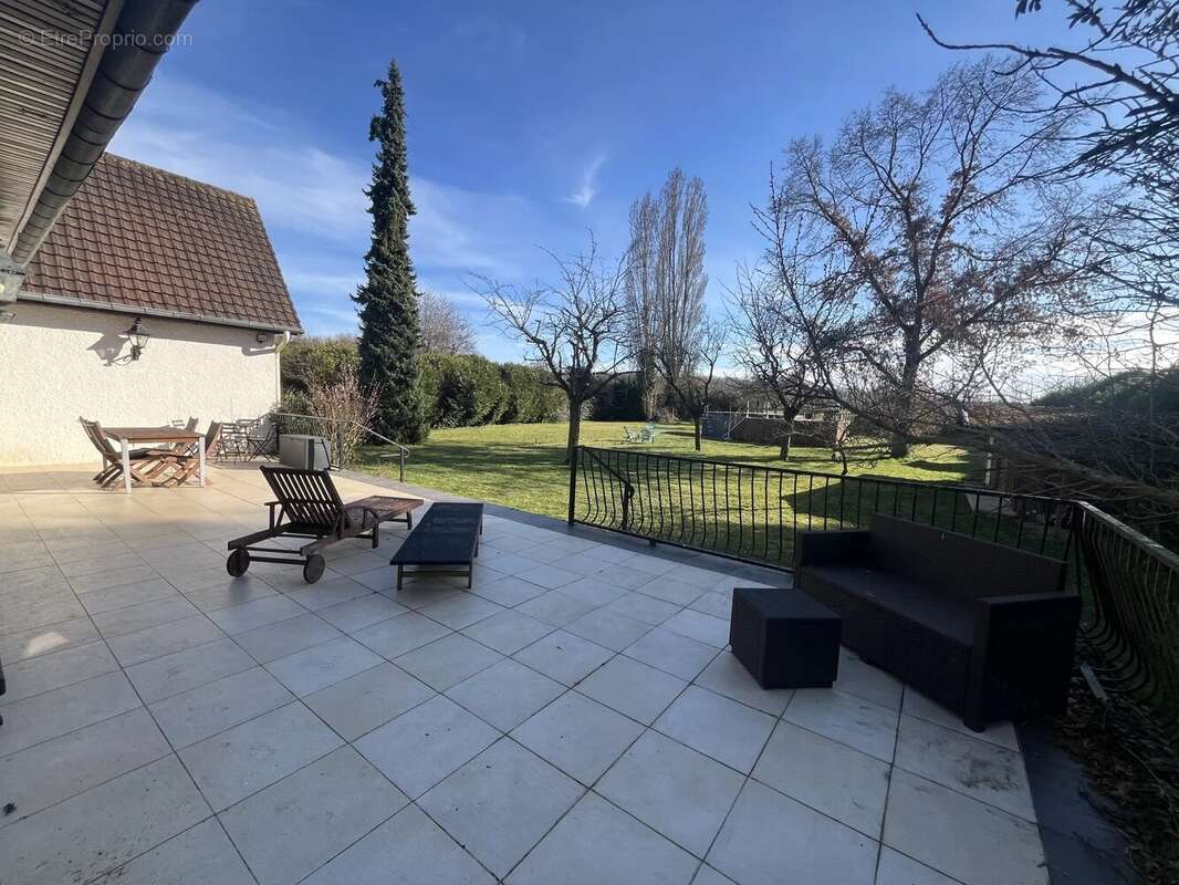 Maison à LA BOISSIERE-ECOLE