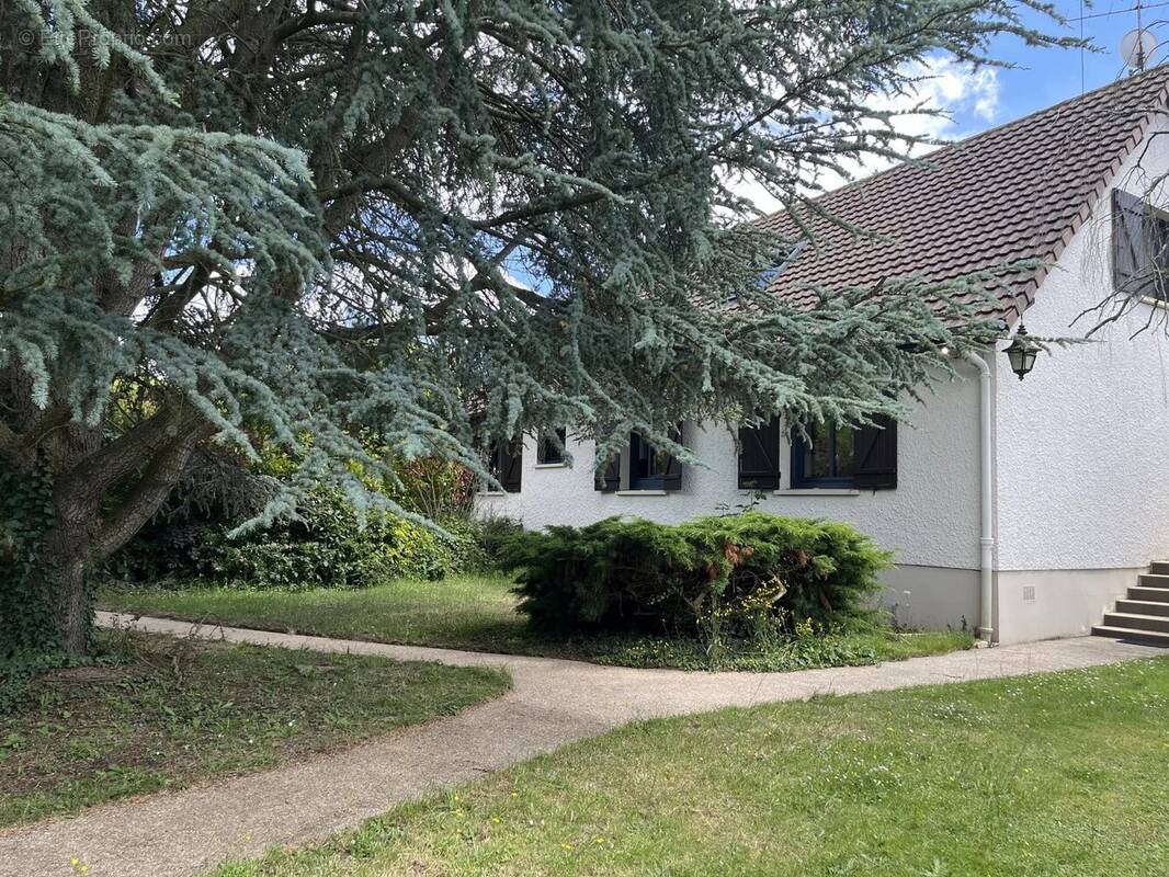 Maison à LA BOISSIERE-ECOLE