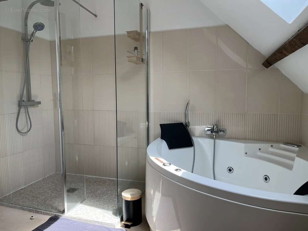 Maison à LA BOISSIERE-ECOLE