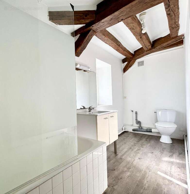   - Appartement à ANGERS