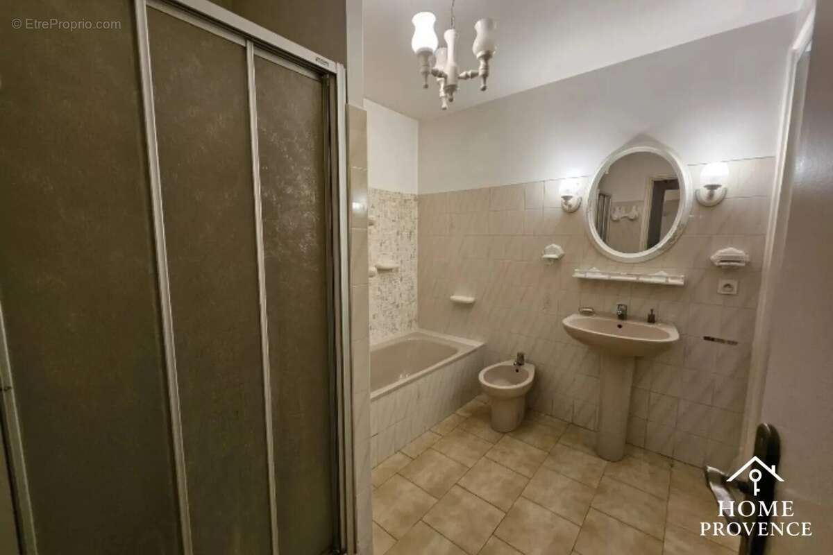 Appartement à SANARY-SUR-MER