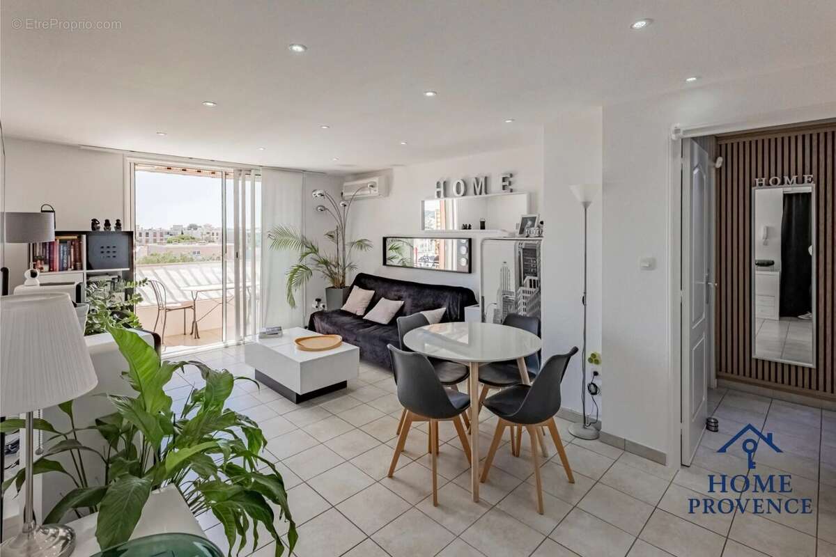 Appartement à SANARY-SUR-MER