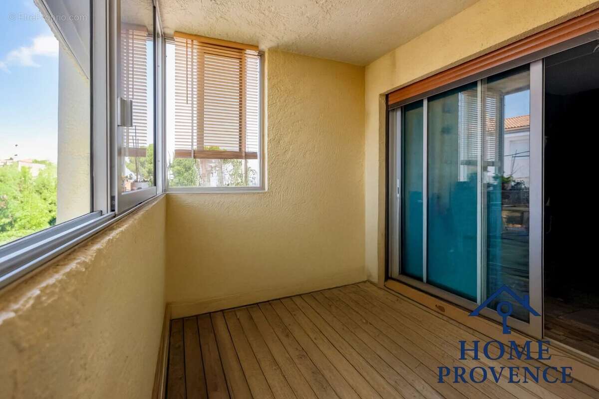 Appartement à SIX-FOURS-LES-PLAGES