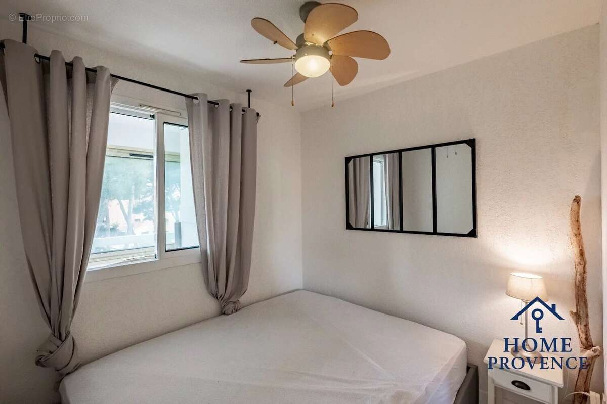 Appartement à SIX-FOURS-LES-PLAGES