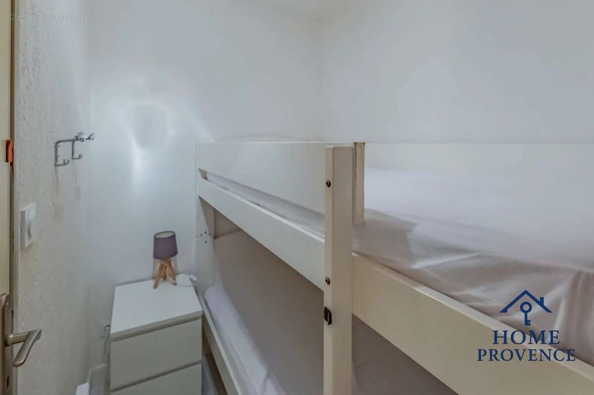 Appartement à SIX-FOURS-LES-PLAGES