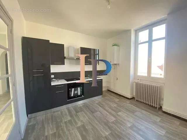 Appartement à CHARLIEU