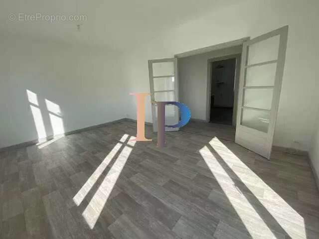 Appartement à CHARLIEU