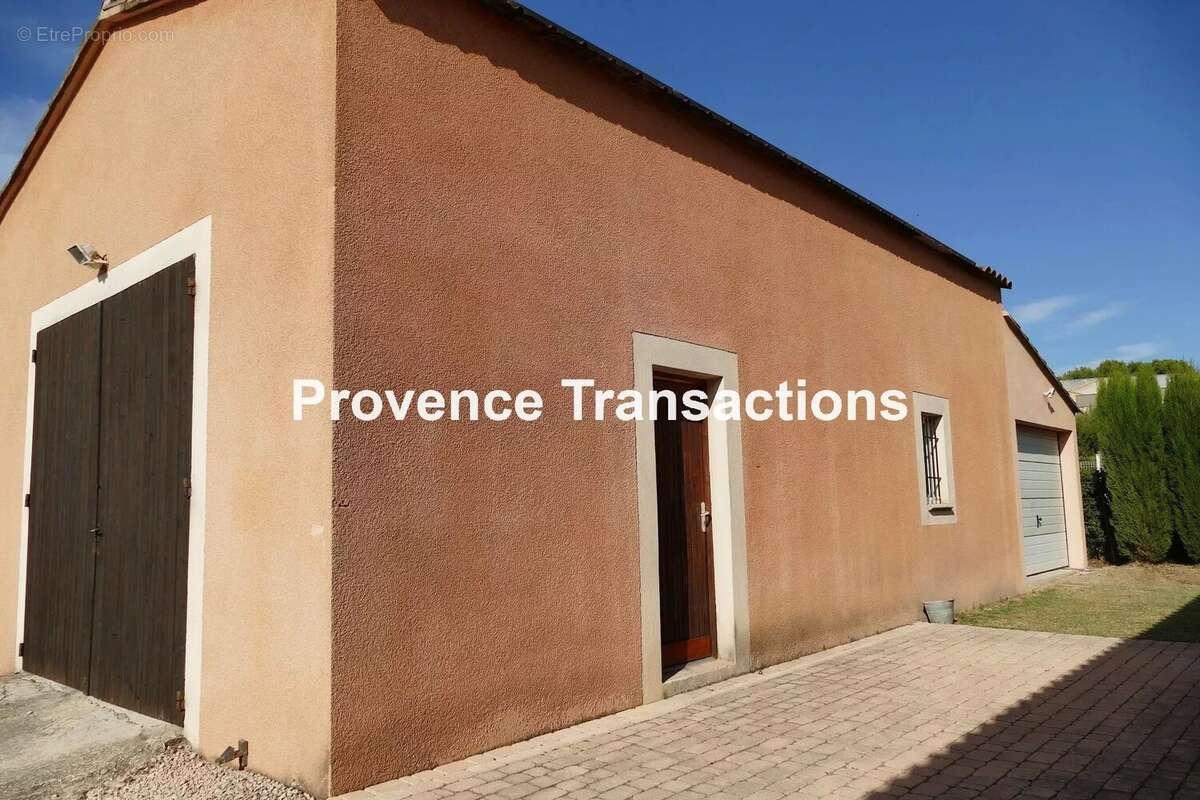 Maison à VACQUEYRAS