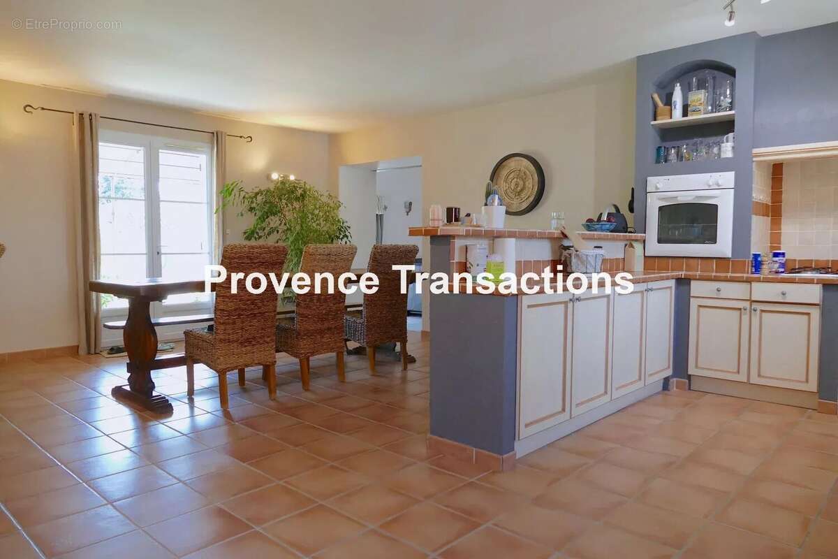 Maison à VACQUEYRAS