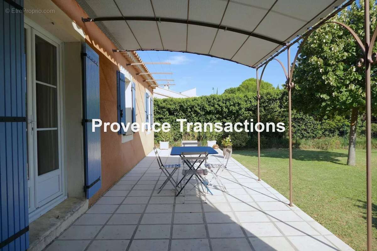 Maison à VACQUEYRAS