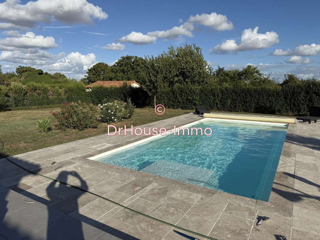 Maison à LE ROCHEREAU