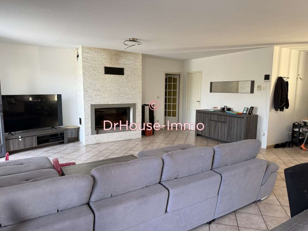 Maison à LE ROCHEREAU