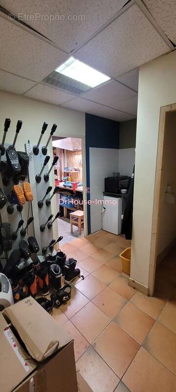 Commerce à MORILLON