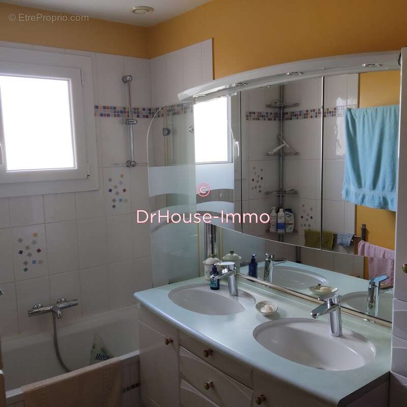 Maison à BRY-SUR-MARNE