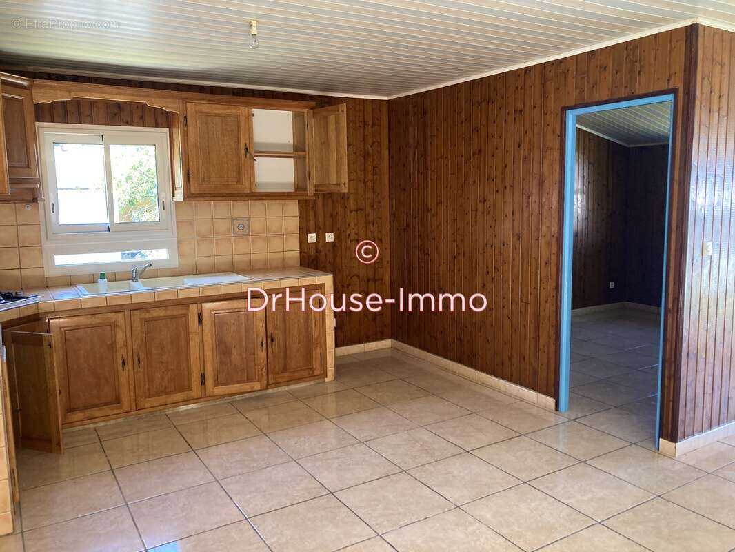 Maison à PETITE-ILE