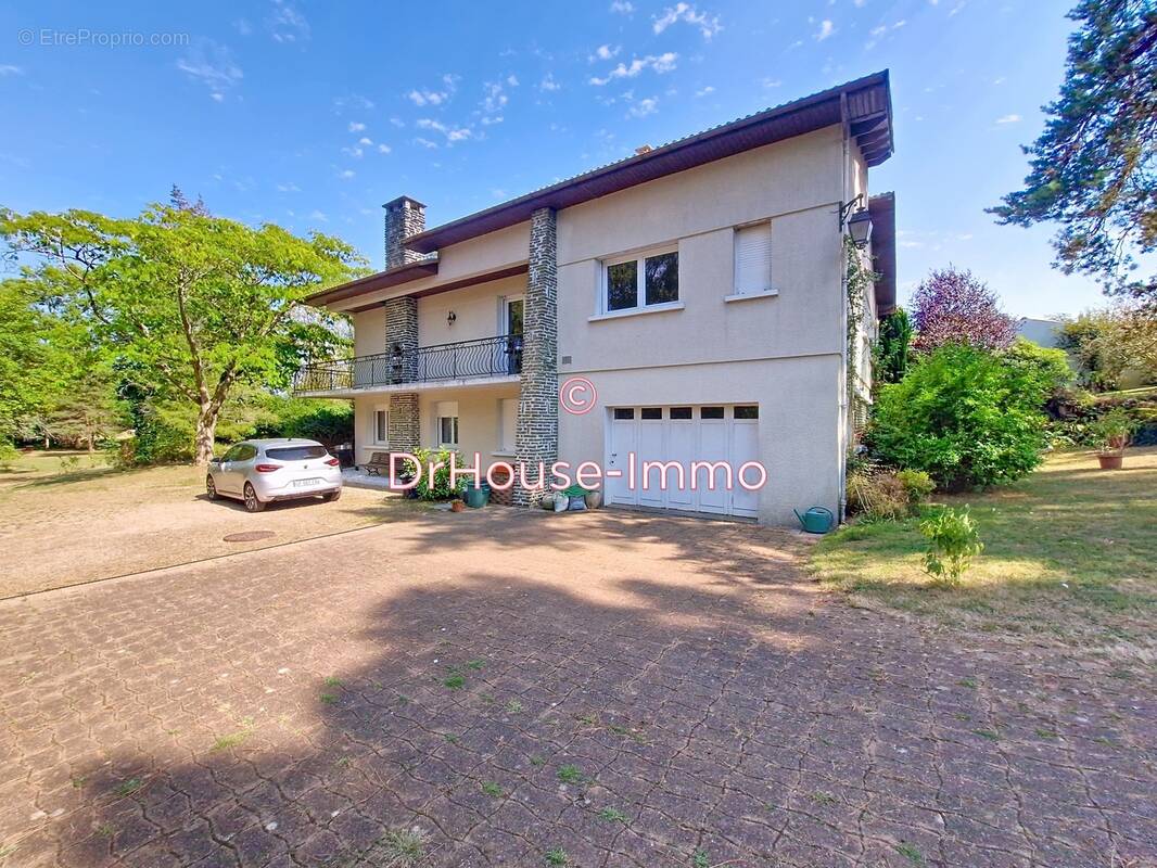 Maison à SAINT-GELAIS