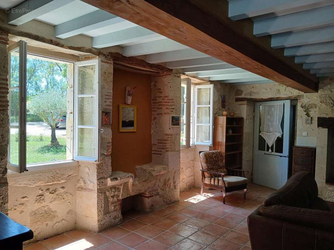 20250627142115 - Maison à ANTRAS