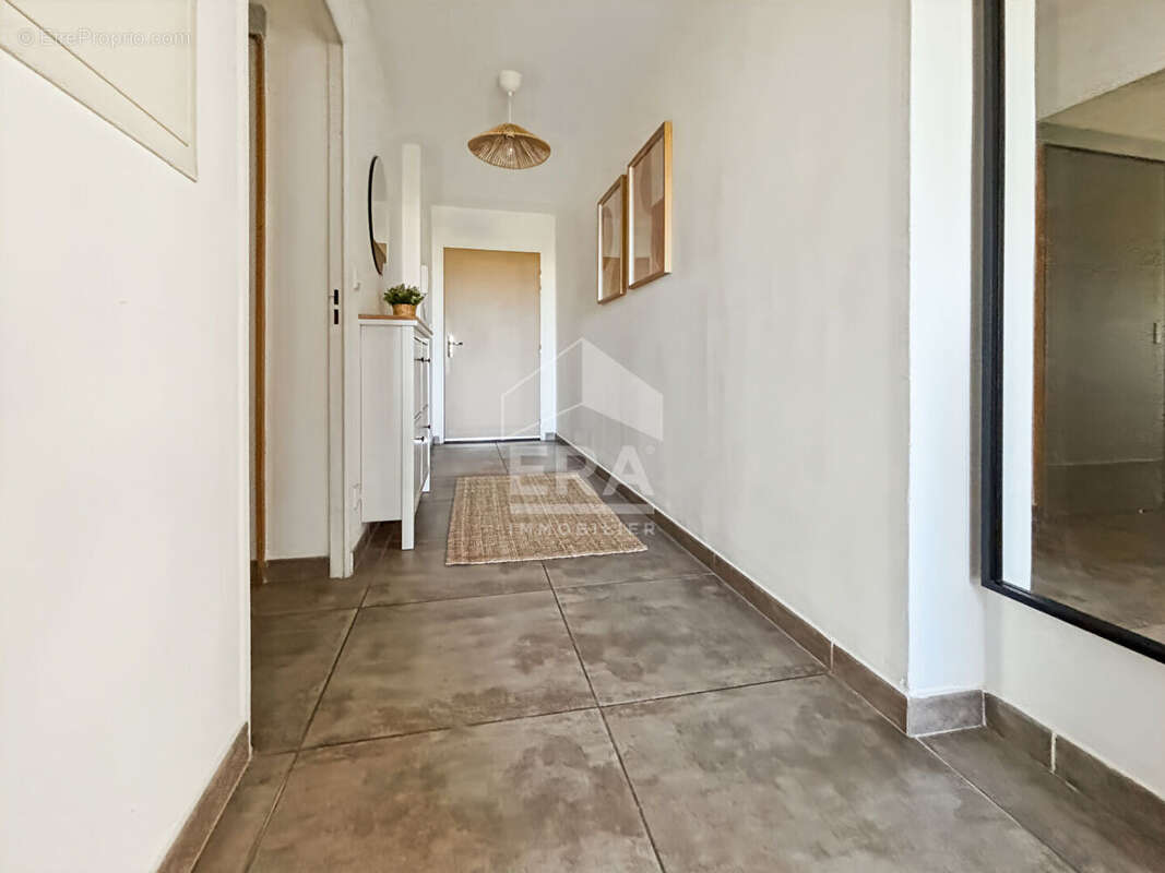 Appartement à MARSEILLE-14E