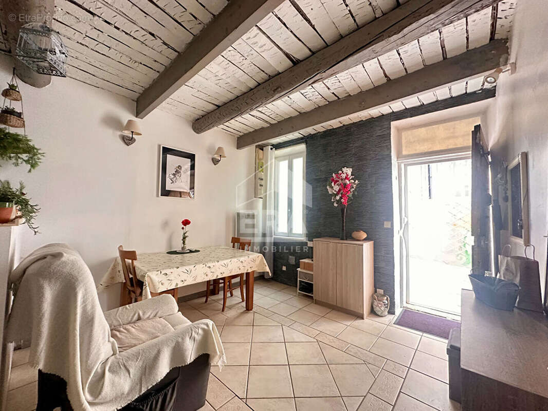 Maison à ROQUEVAIRE