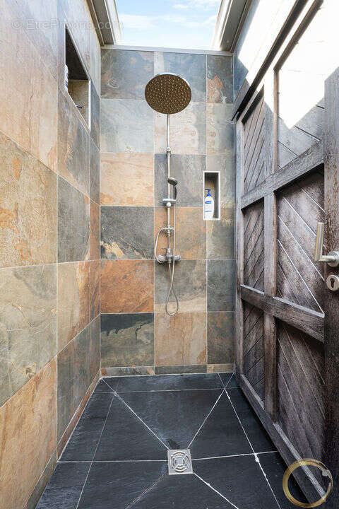 Douche ciel ouvert suite 1 - Maison à SAINT-PAUL