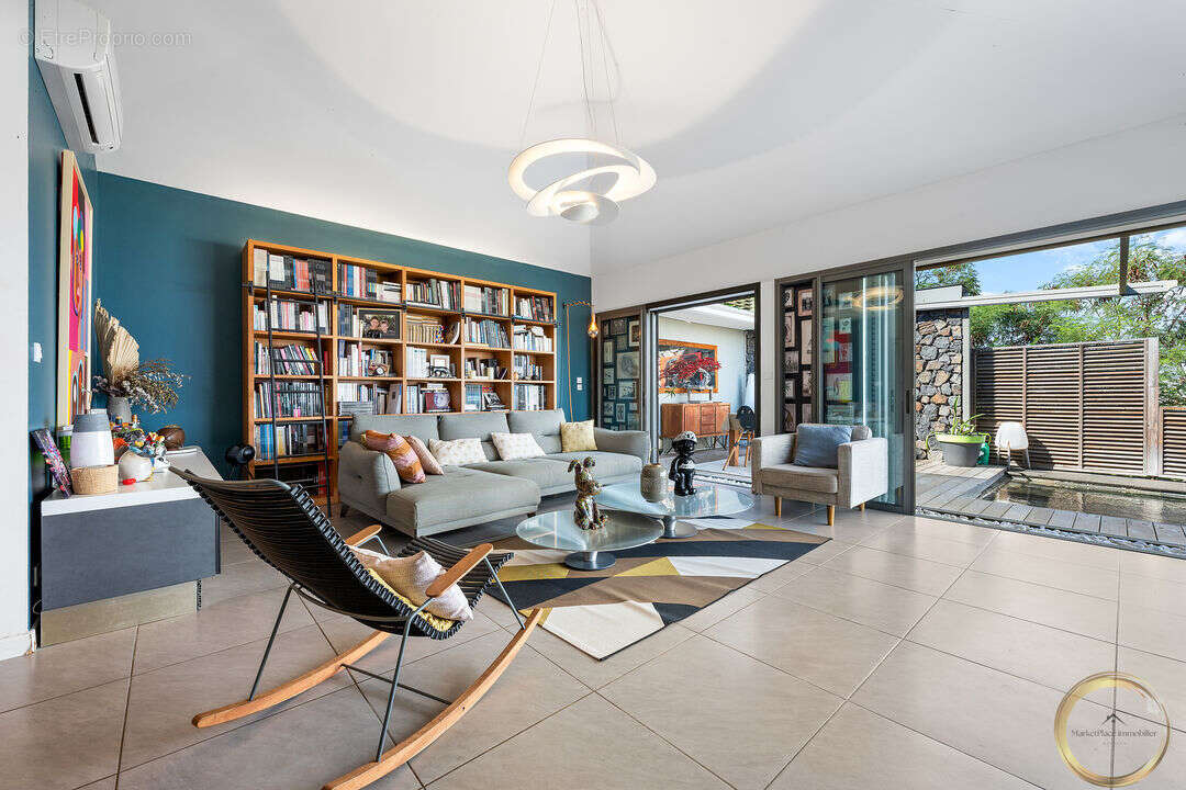 Salon - Maison à SAINT-PAUL